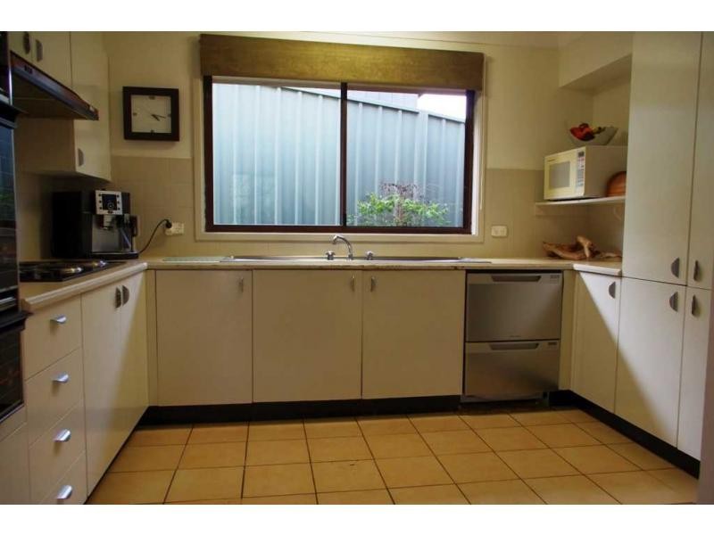 2 Araluen Place, Camden South NSW 2570