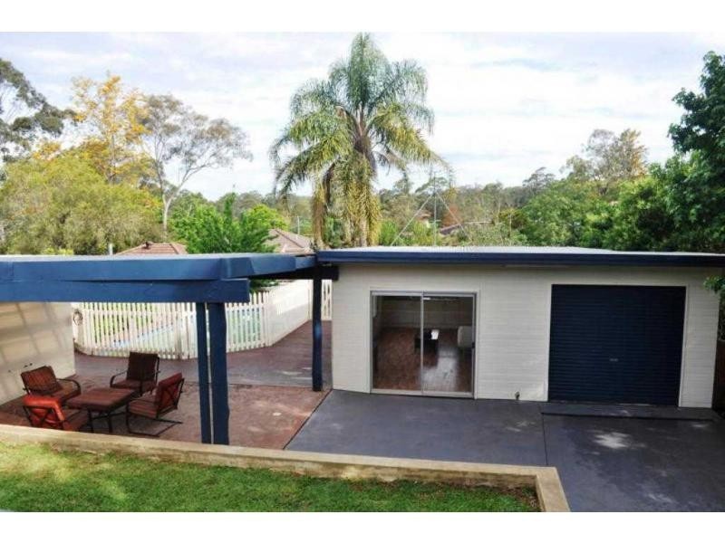 11 Ulmarra Avenue, Camden South NSW 2570