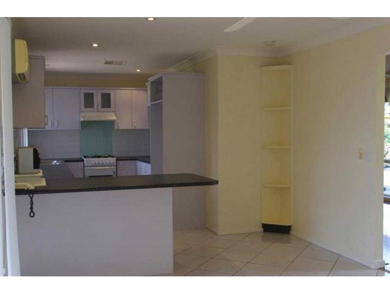 4 McKenny Way, Narellan Vale NSW 2567