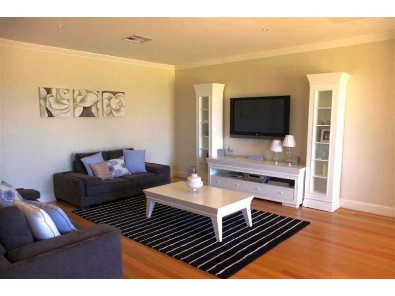 22 Caernarvon Close, Kirkham NSW 2570