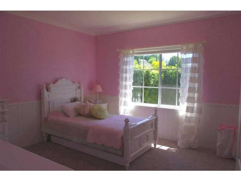 22 Caernarvon Close, Kirkham NSW 2570