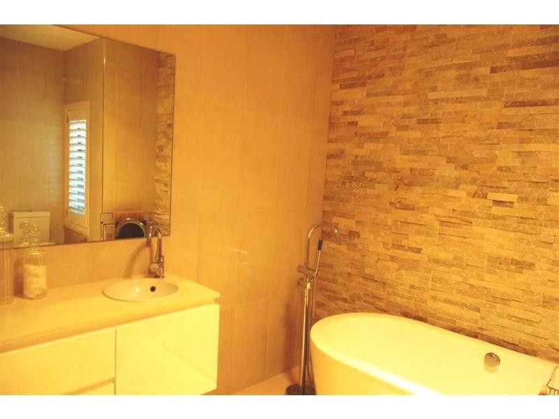 22 Caernarvon Close, Kirkham NSW 2570