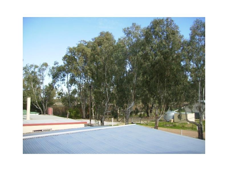 30 River Drive, Blanchetown SA 5357
