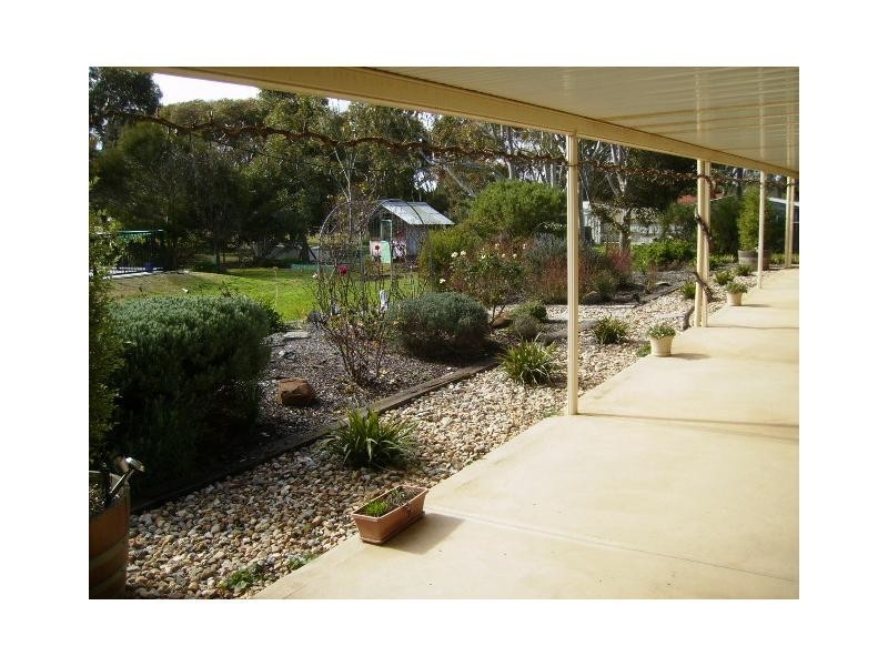 10 Moculta Road, Moculta SA 5353