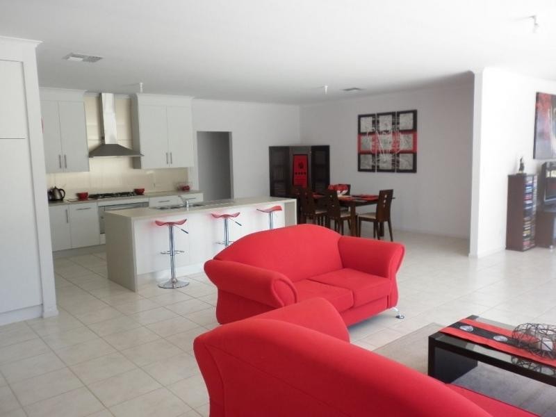 10 Claire Lane, Virginia SA 5120