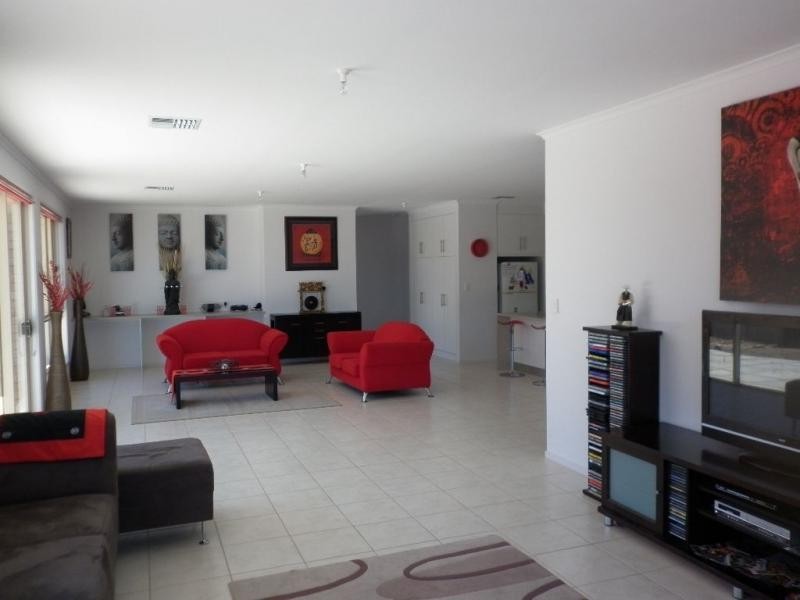 10 Claire Lane, Virginia SA 5120