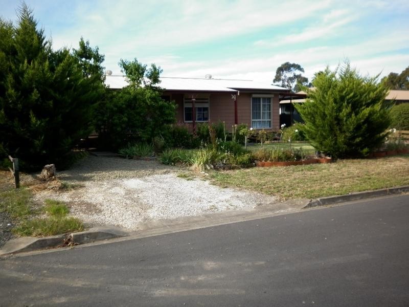 14 Drinkwater Crescent, Nuriootpa SA 5355