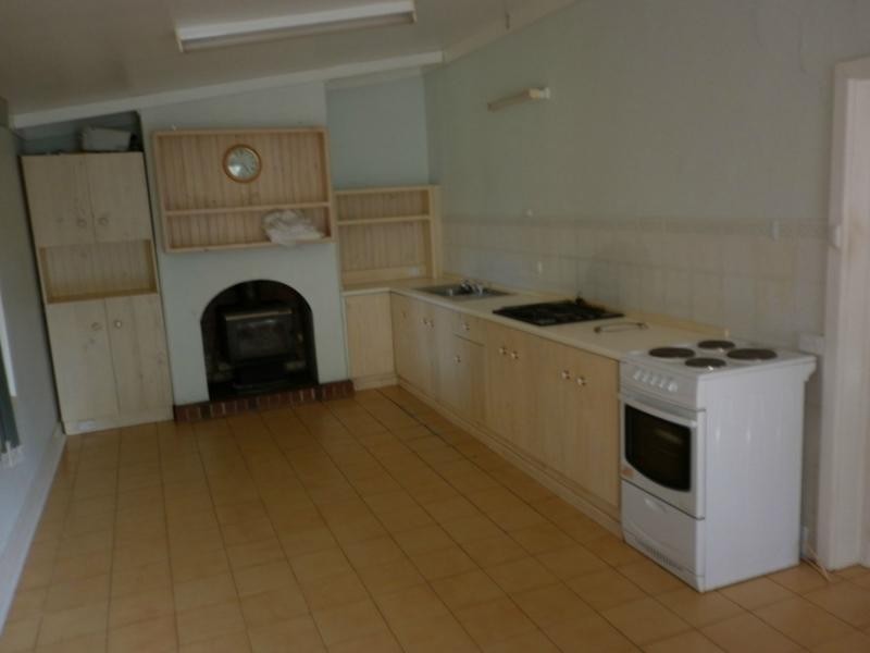 120 AYR Street, Jamestown SA 5491