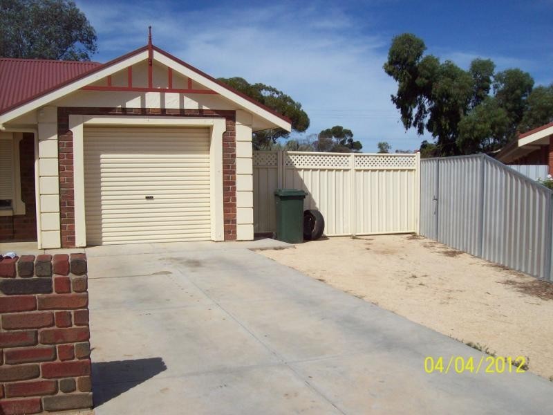 L22 Tomlinson Court, Loxton SA 5333