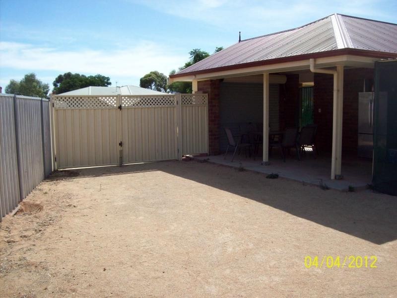 L22 Tomlinson Court, Loxton SA 5333