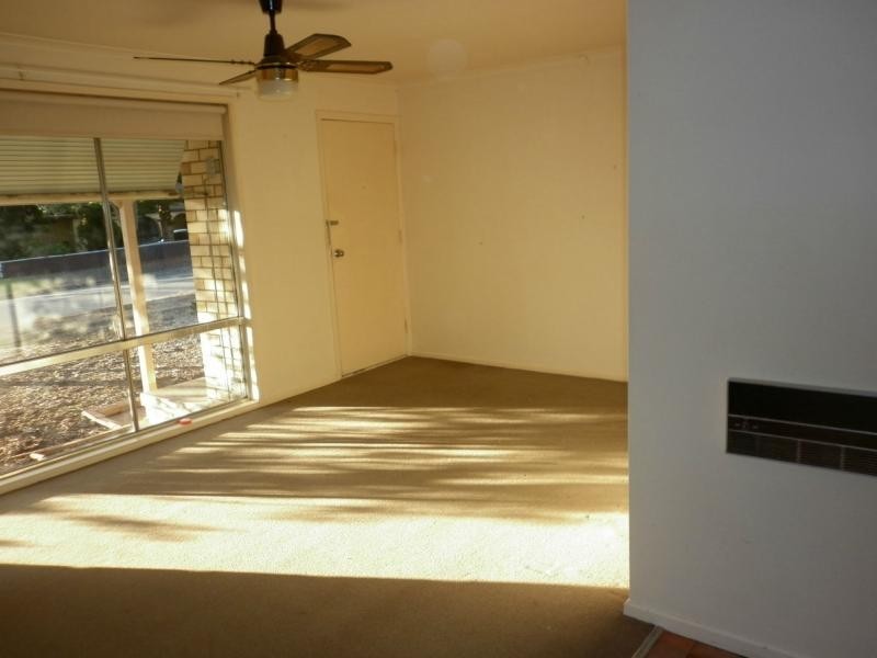 13 Jennifer Square, Evanston Park SA 5116