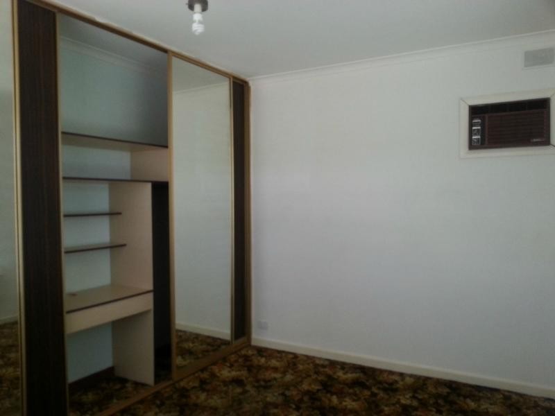 12 Fourth Street, Wingfield SA 5013