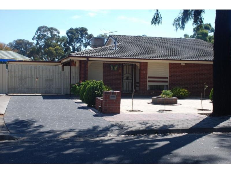 6 Aaron Court, Salisbury Downs SA 5108