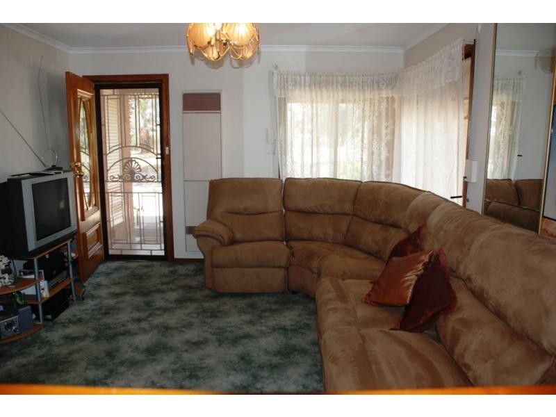 6 Aaron Court, Salisbury Downs SA 5108