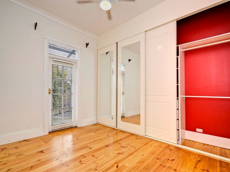 9 Sutherland Street, Glanville SA 5015