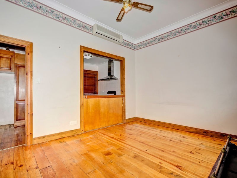 9 Sutherland Street, Glanville SA 5015