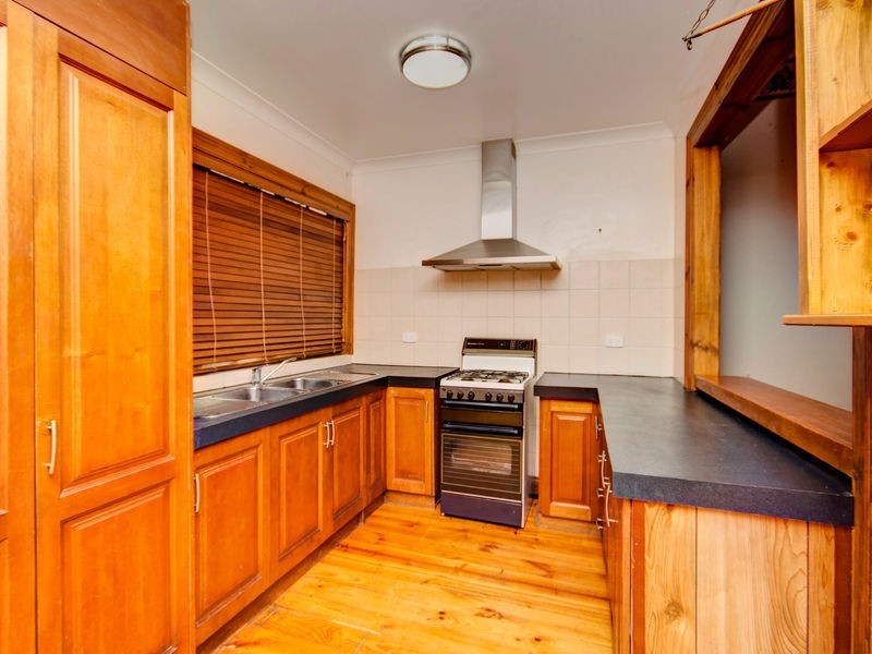 9 Sutherland Street, Glanville SA 5015