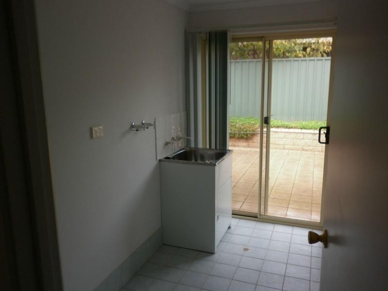 6 Selway Place, Evanston Park SA 5116