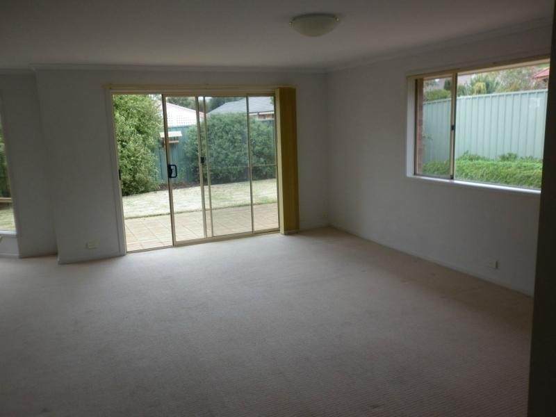 6 Selway Place, Evanston Park SA 5116