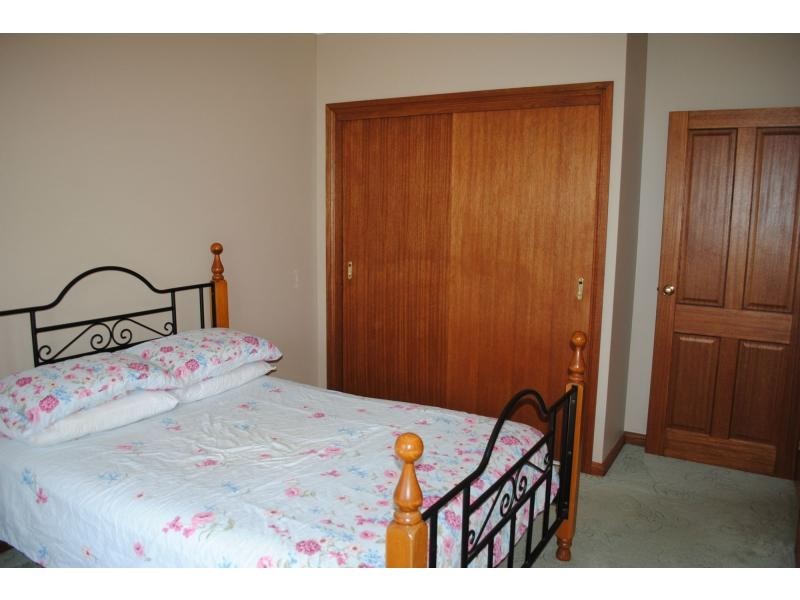 10 Coleman Parade, Evanston Park SA 5116