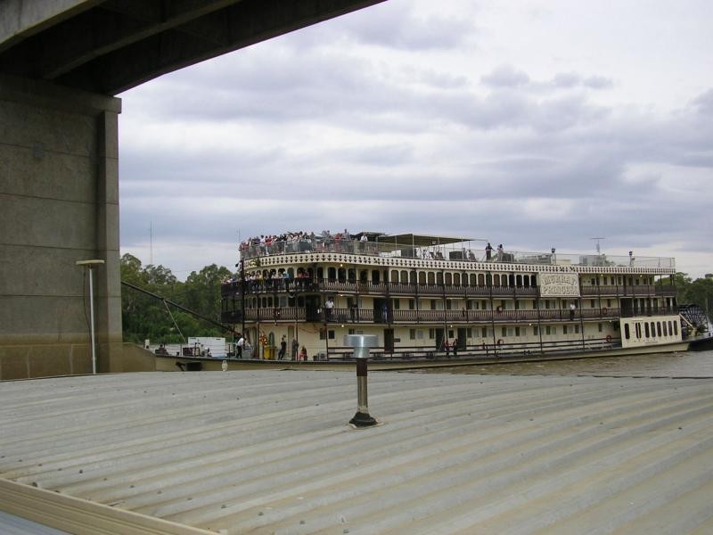 45 The Parade, Blanchetown SA 5357