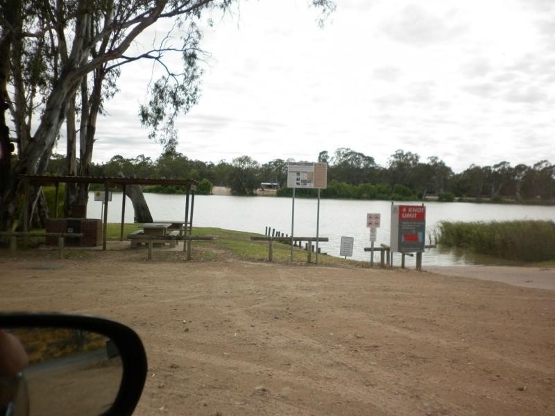 45 The Parade, Blanchetown SA 5357