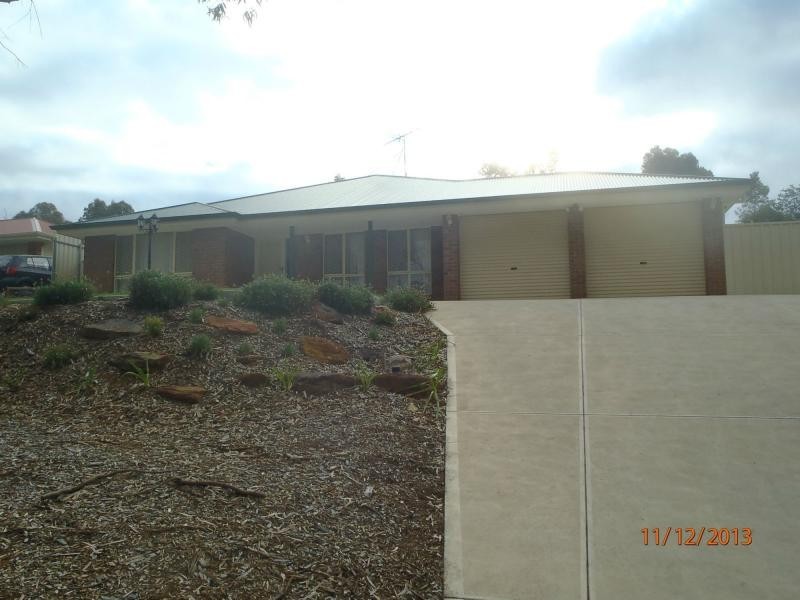 16 Whiteman Road, Williamstown SA 5351