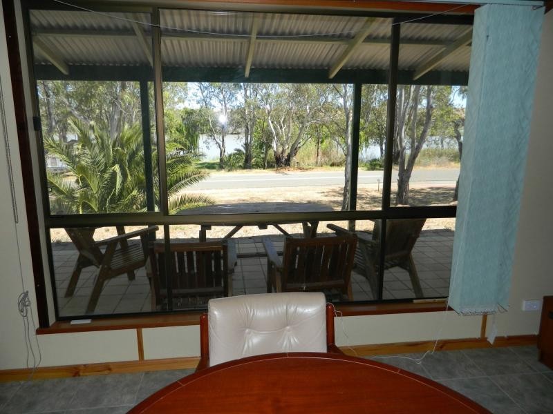 218 East Front Road, Cowirra SA 5238