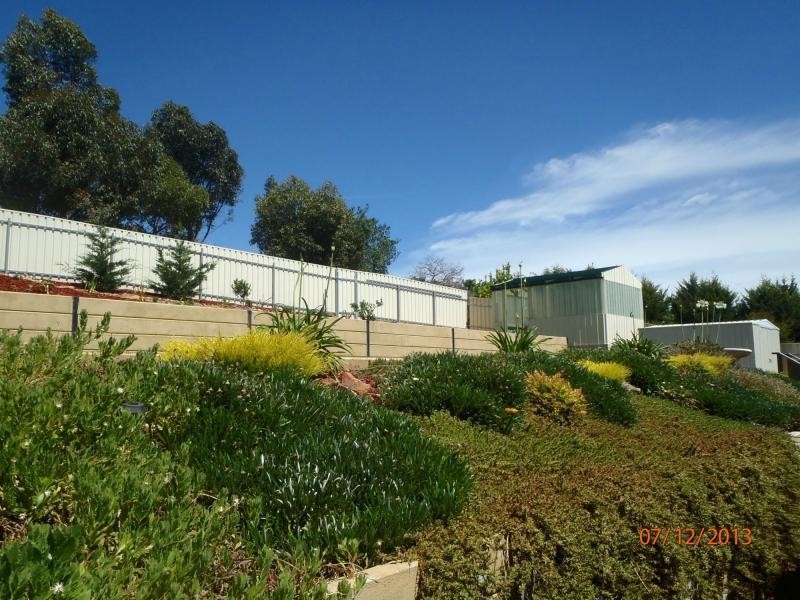 16 Whiteman Road, Williamstown SA 5351