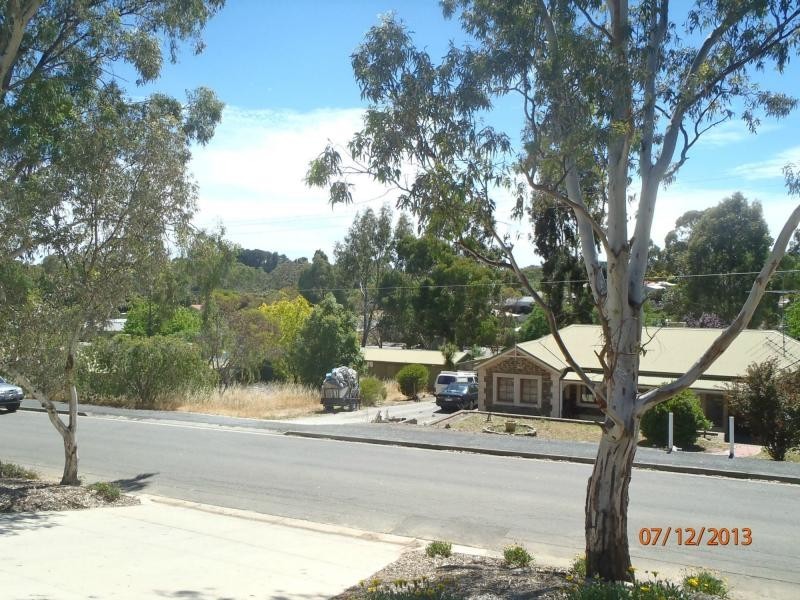 16 Whiteman Road, Williamstown SA 5351