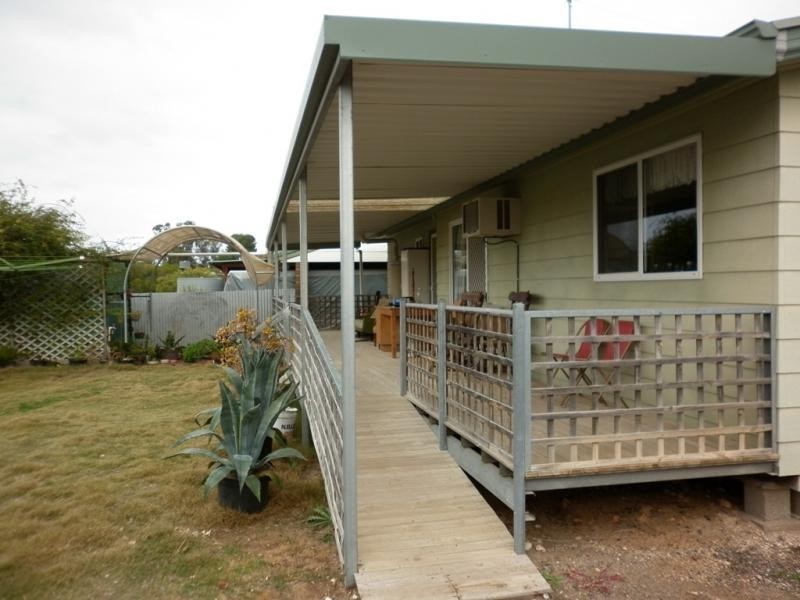 23 Railway Terrace, Peake SA 5301