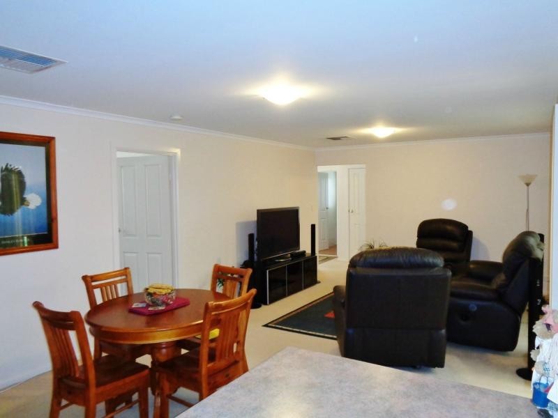 4 Lincoln Court, Blakeview SA 5114
