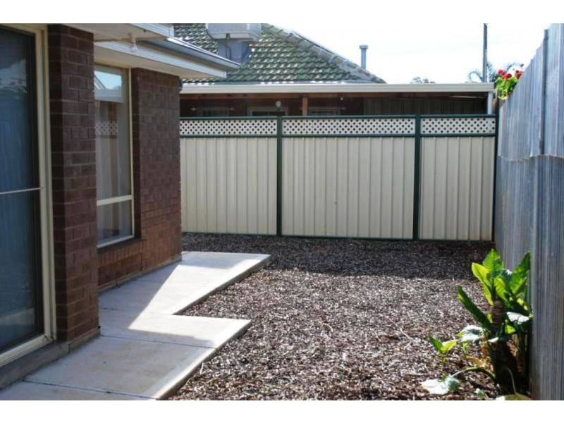 2 Robins Street, Elizabeth Downs SA 5113