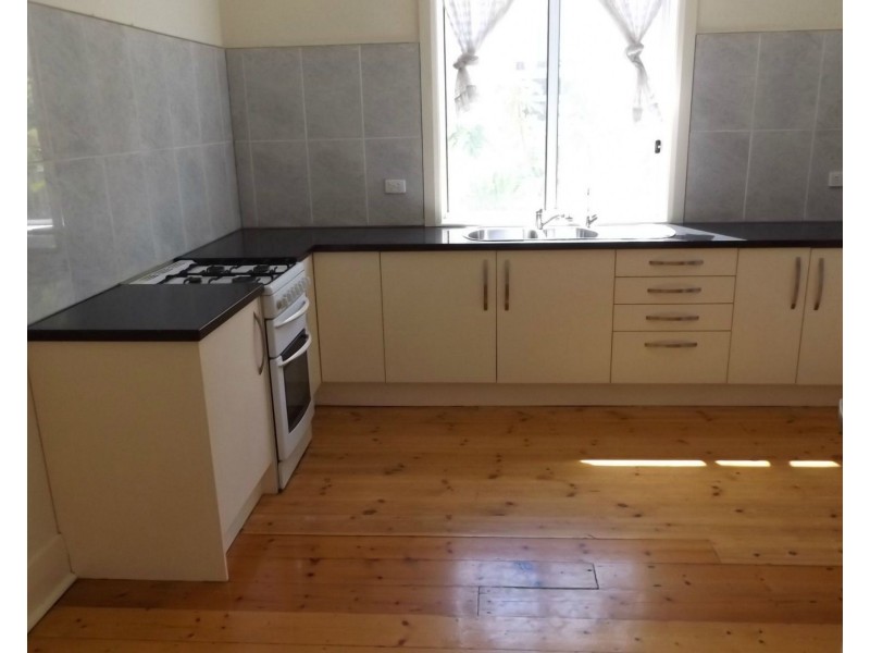 5 KELMSCOTT Street, Rosewater SA 5013