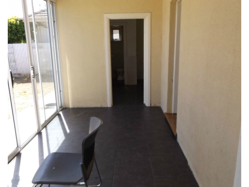 5 KELMSCOTT Street, Rosewater SA 5013