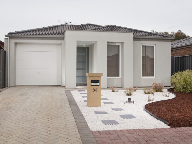 86 Jarrah Crescent, Munno Para West SA 5115