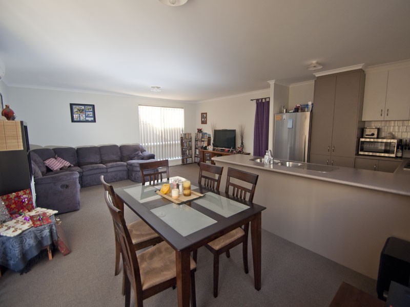 86 Jarrah Crescent, Munno Para West SA 5115