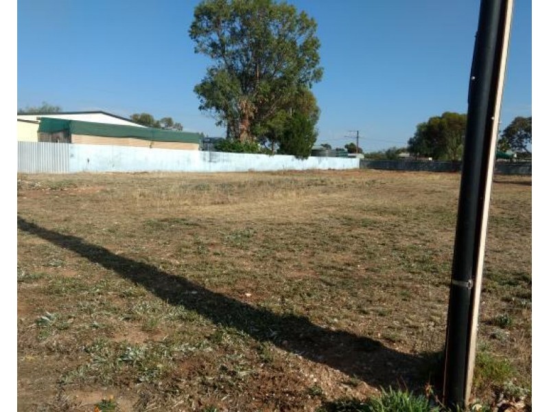 12 Acland Road, Blanchetown SA 5357