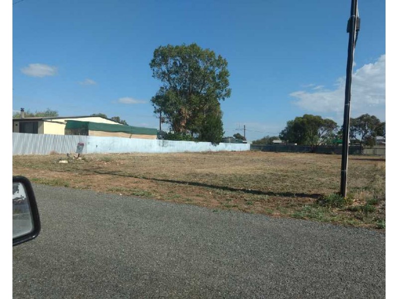 12 Acland Road, Blanchetown SA 5357