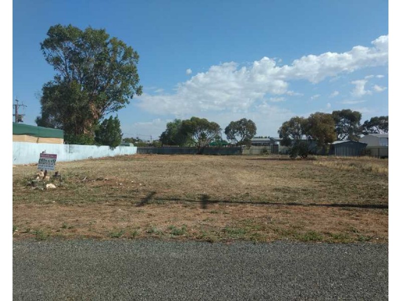 12 Acland Road, Blanchetown SA 5357