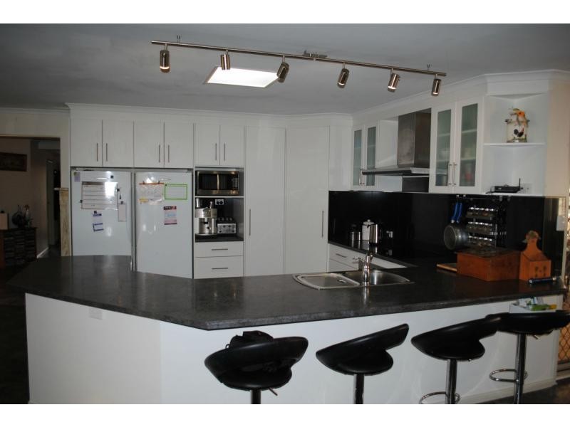 44 JEMALONG Drive, Roseworthy SA 5371