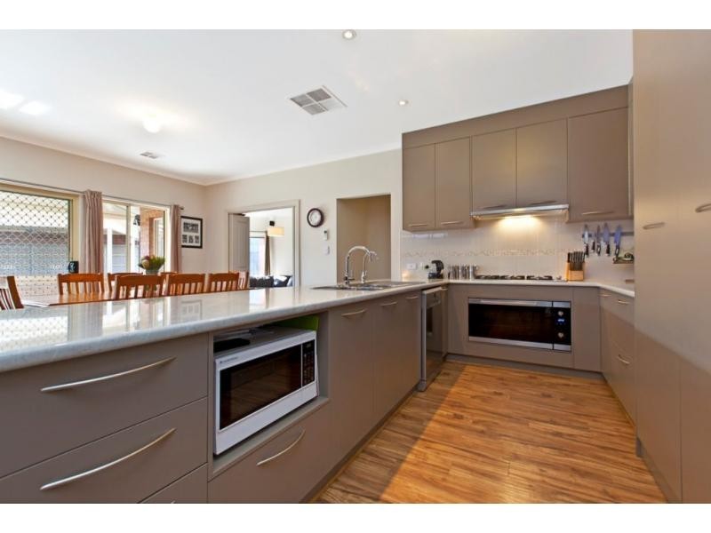 15 Woodhaven Walk, Blakeview SA 5114