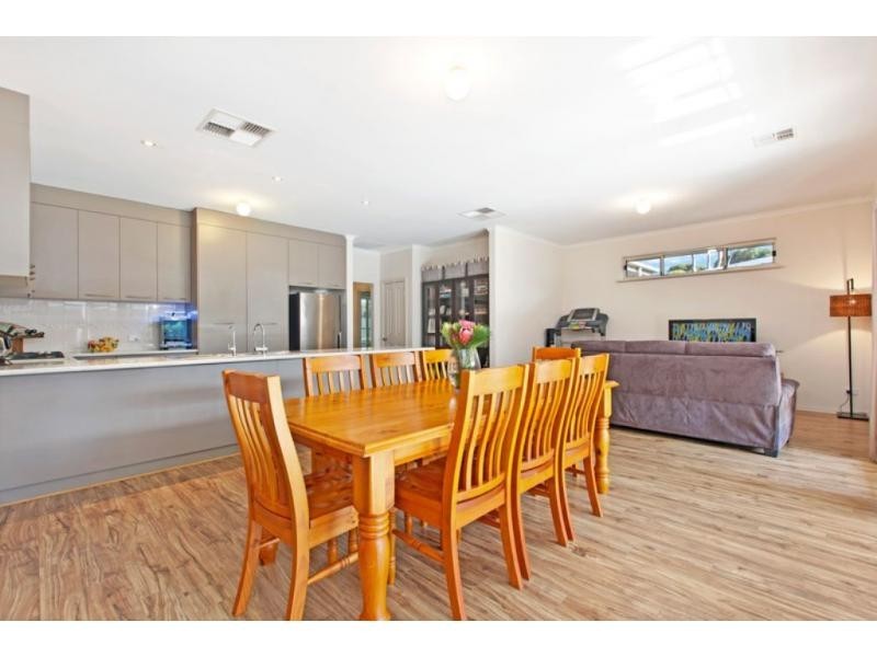 15 Woodhaven Walk, Blakeview SA 5114