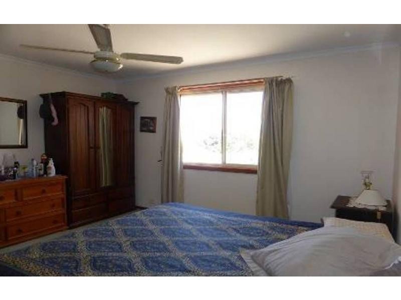 1 McEacherns Beach Road, Port Moorowie SA 5576