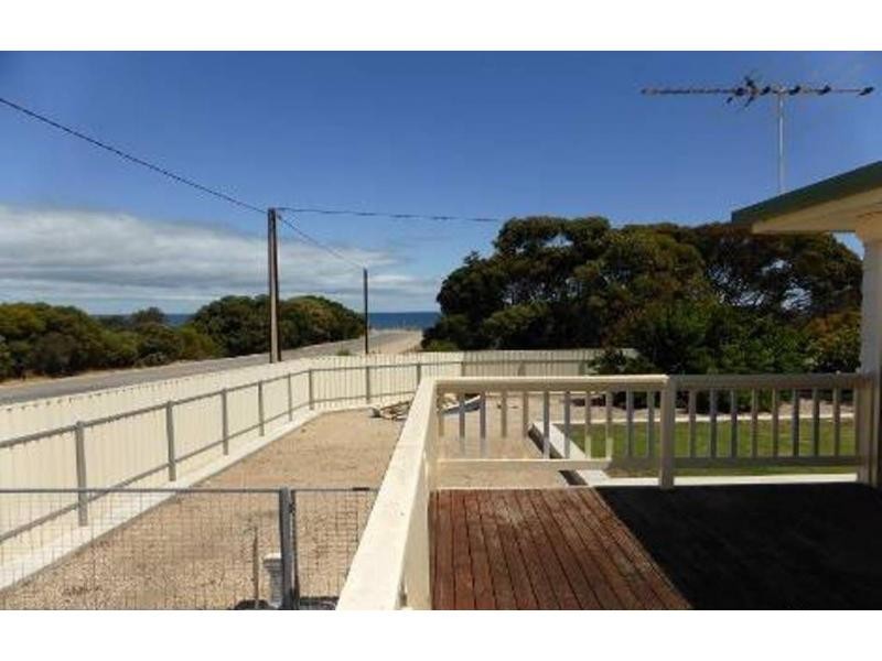 1 McEacherns Beach Road, Port Moorowie SA 5576