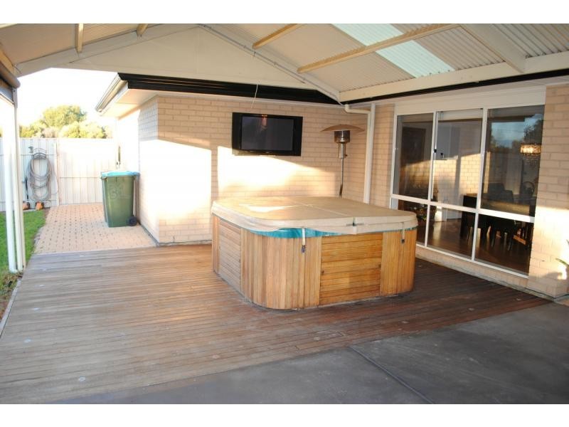 31 Bethesda Road, Lewiston SA 5501