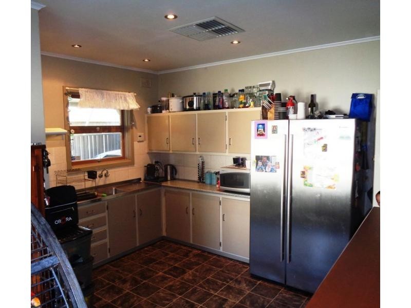 31 Justinian Street, Elizabeth Downs SA 5113