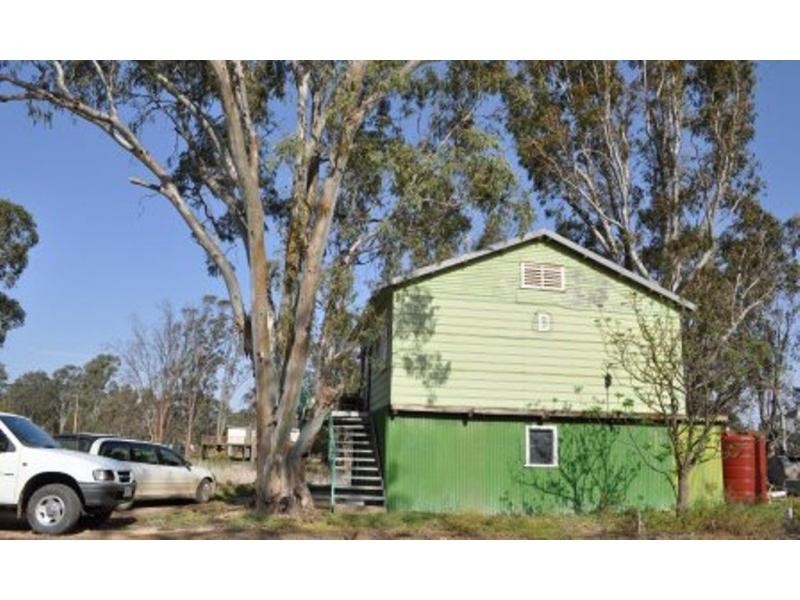 86 Docs Road, Blanchetown SA 5357