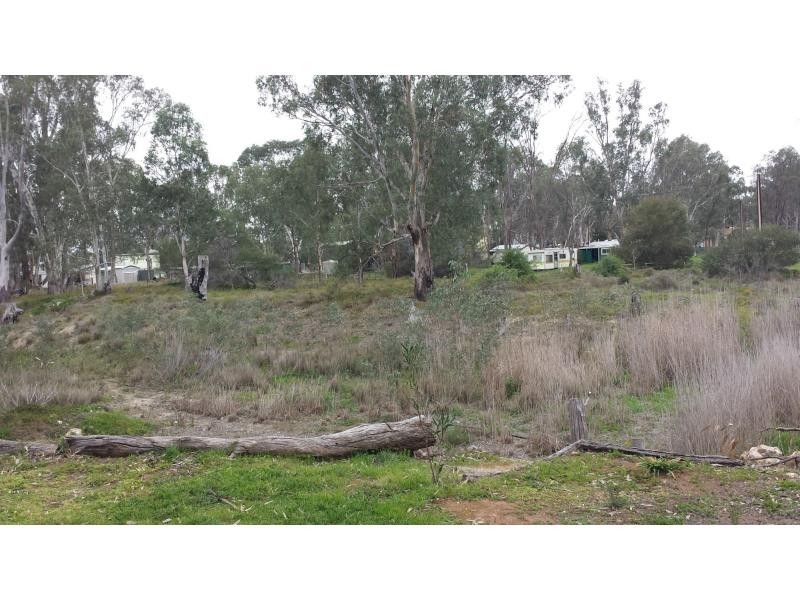 86 Docs Road, Blanchetown SA 5357