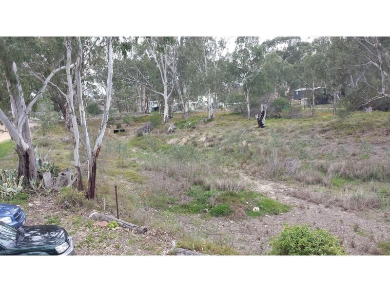 86 Docs Road, Blanchetown SA 5357